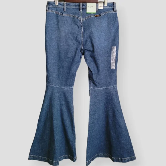 WRANGLER Wyetta Retro Super Bell High Waist Flare Denim Blue - Picture 9 of 16